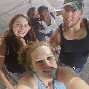 Meet your Posher, Justin